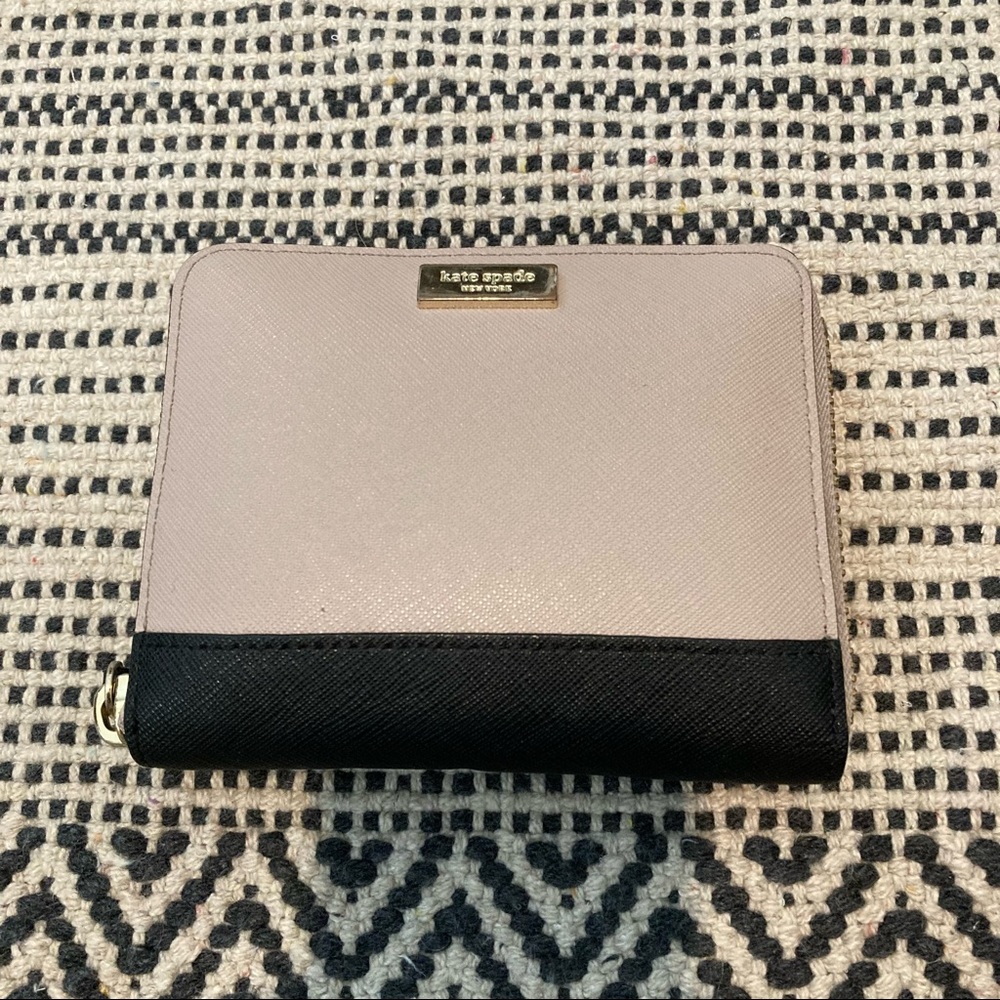 Kate Spade Zip Wallet